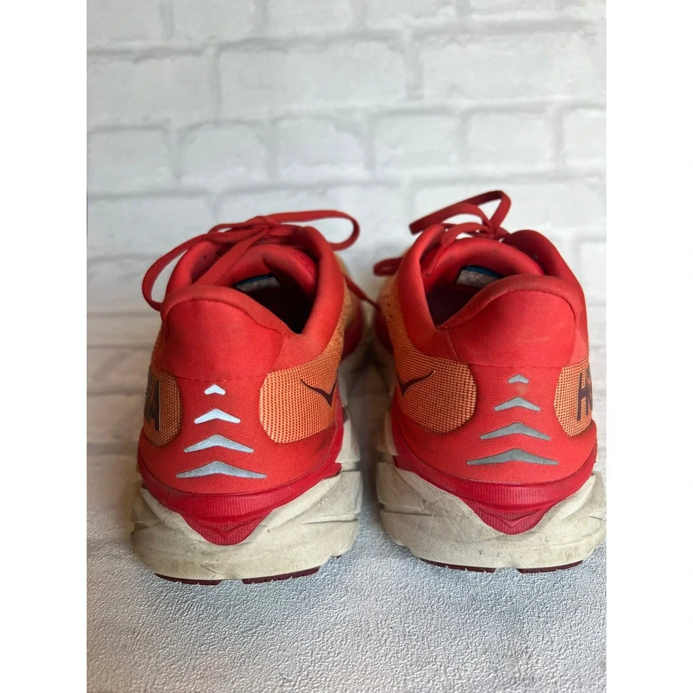 Hoka One One hoka one